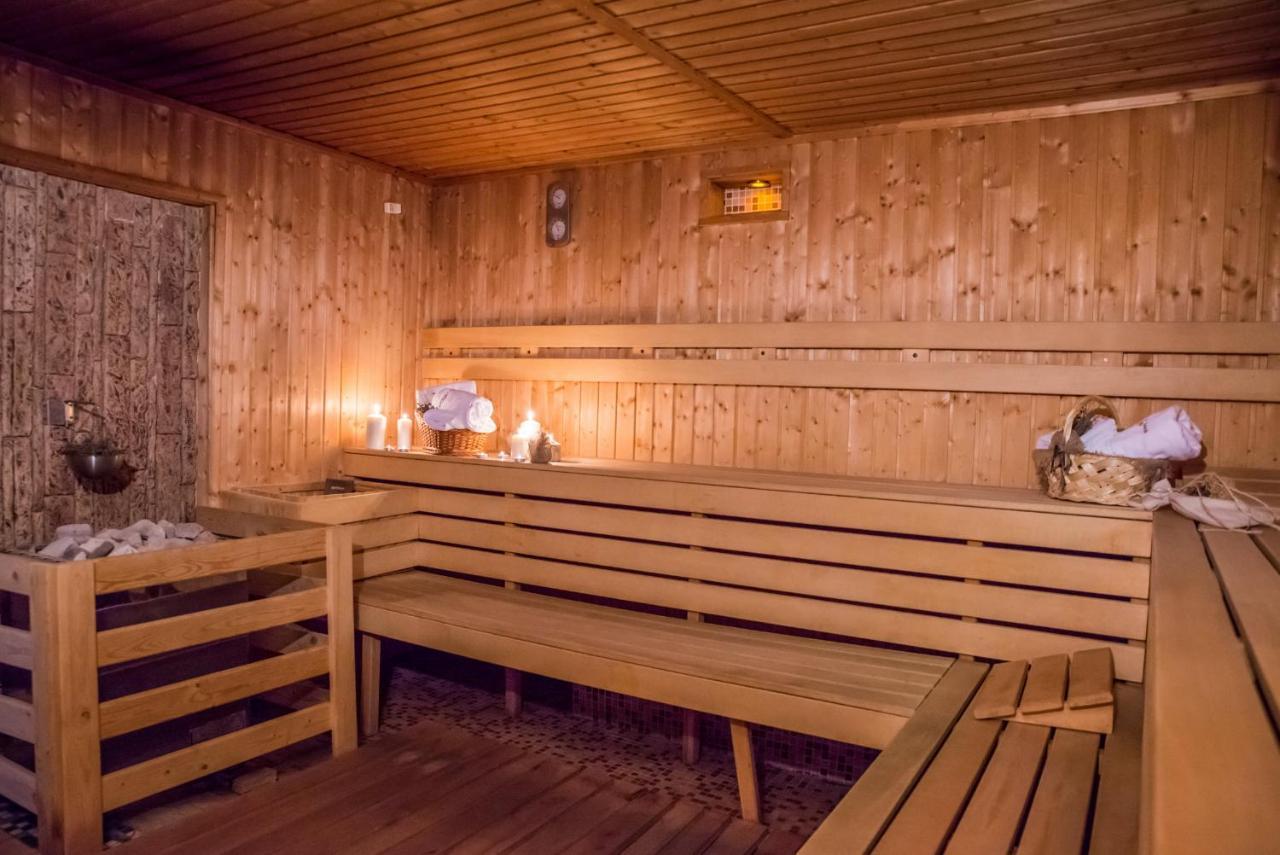 Thermal Spa Hotel Roman Bath Banya  Exterior foto